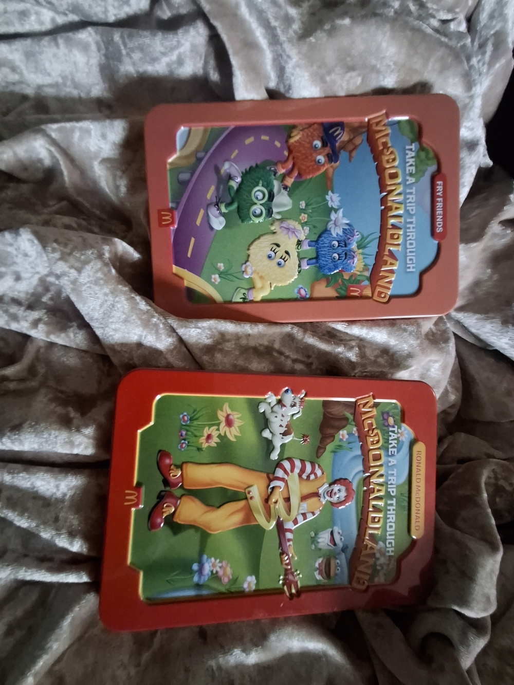 Limited Edition McDonald Tin Set - Ronald And Fry Friends